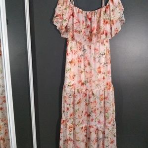 Floral Off the shoulder maxi dress